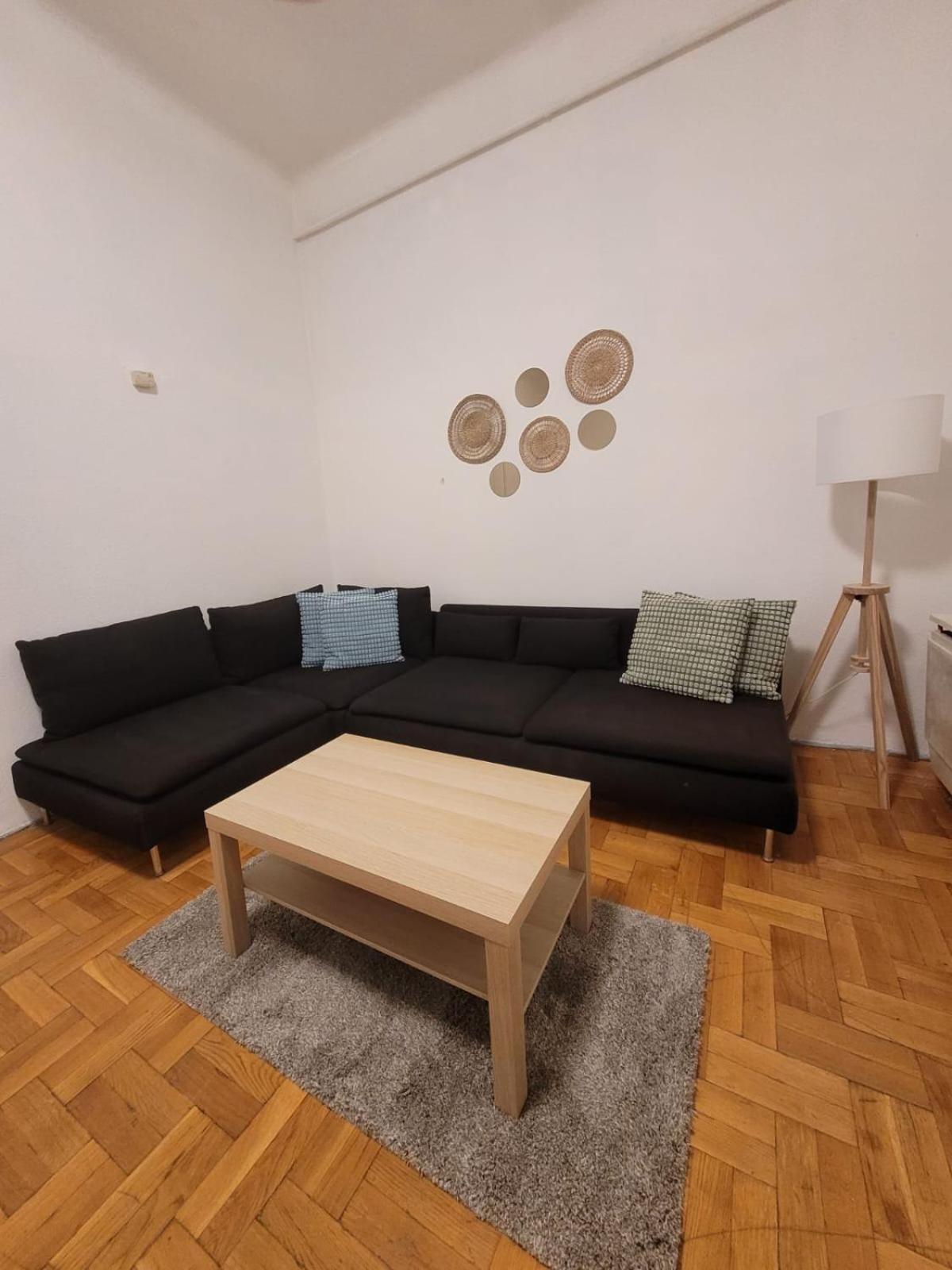 Apartment Vac1 Spacious Flat Near Market & Danube River Budapest