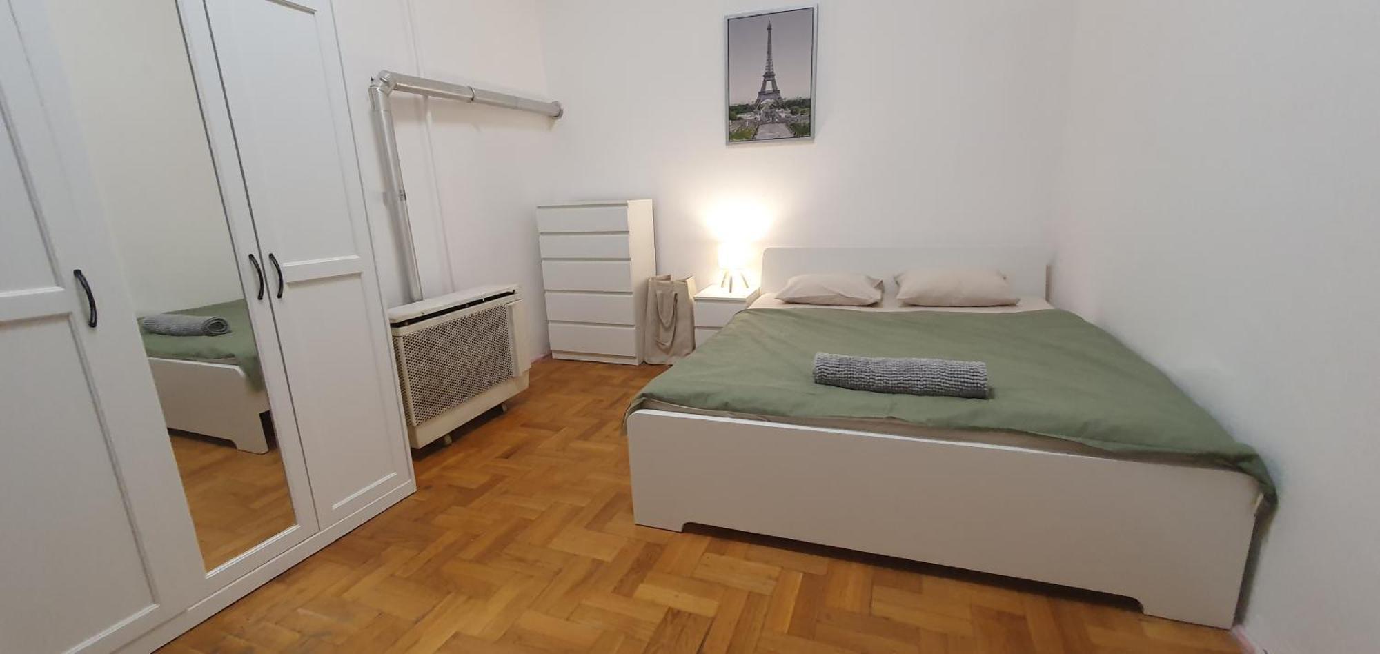 Vac1 Spacious Flat Near Market & Danube River Apartment