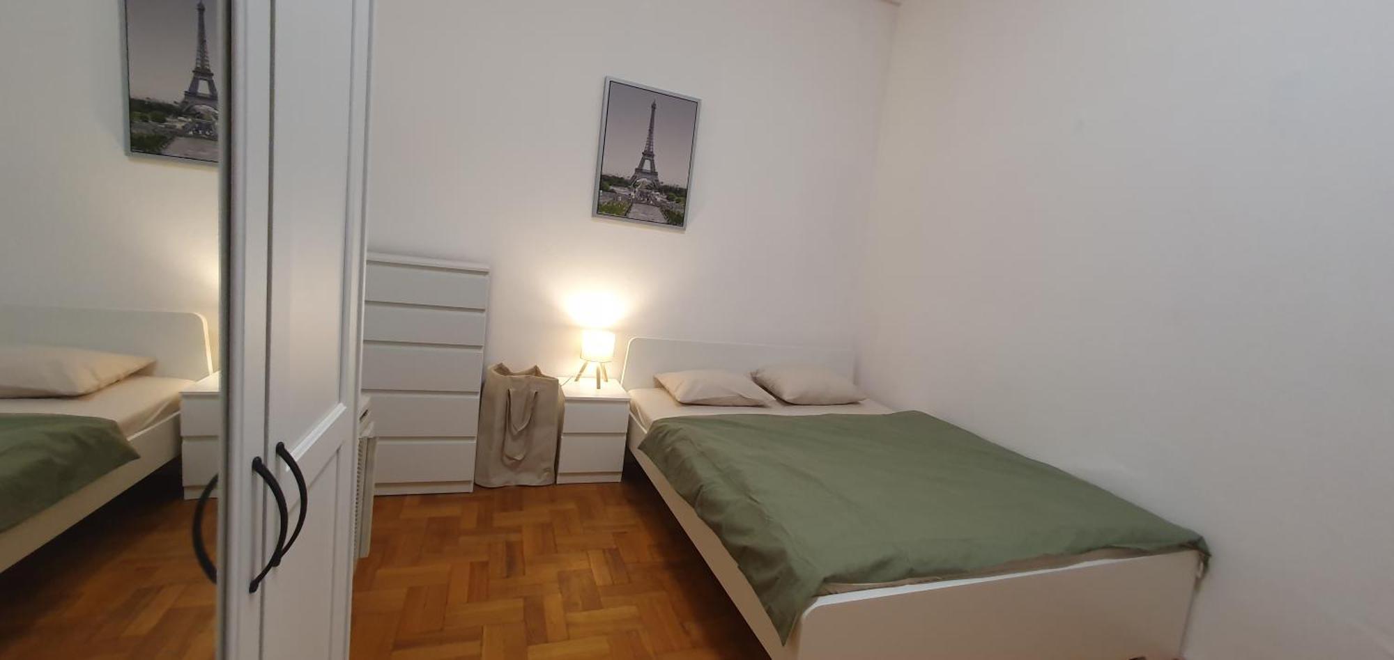 Vac1 Spacious Flat Near Market & Danube River Apartment *